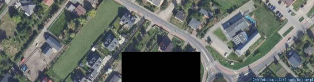 Zdjęcie satelitarne Lusowo (woj wielkopolskie)-kosciol