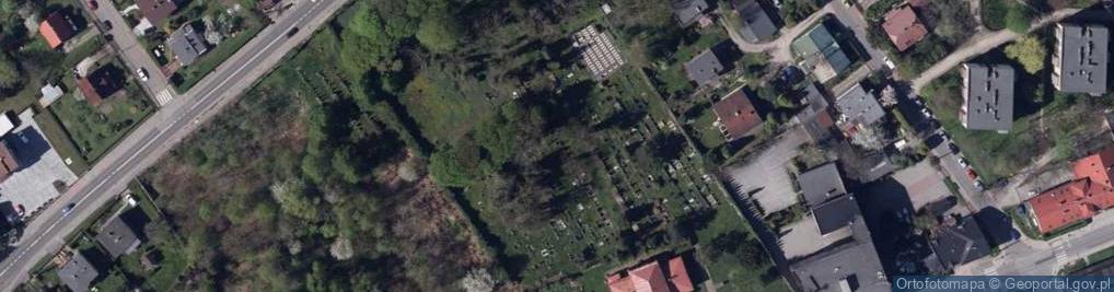 Zdjęcie satelitarne Mendel Ginzburg grave