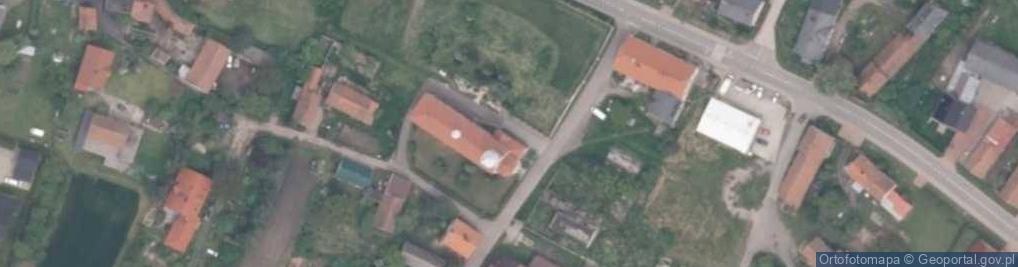 Zdjęcie satelitarne Michalow church2