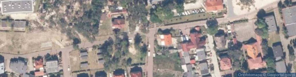 Zdjęcie satelitarne Mrzezyno Church SWW 2011-03