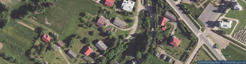 Zdjęcie satelitarne Myczkow church