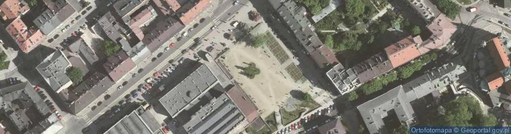 Zdjęcie satelitarne Niepodleglosci (Independent) Square, Podgorze,Krakow,Poland