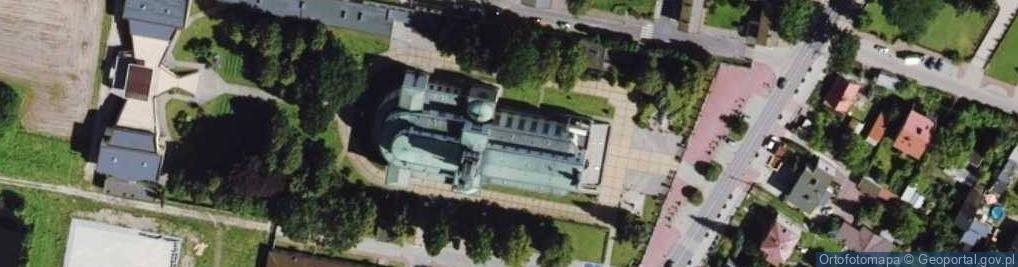 Zdjęcie satelitarne Niepokalanów - kościół