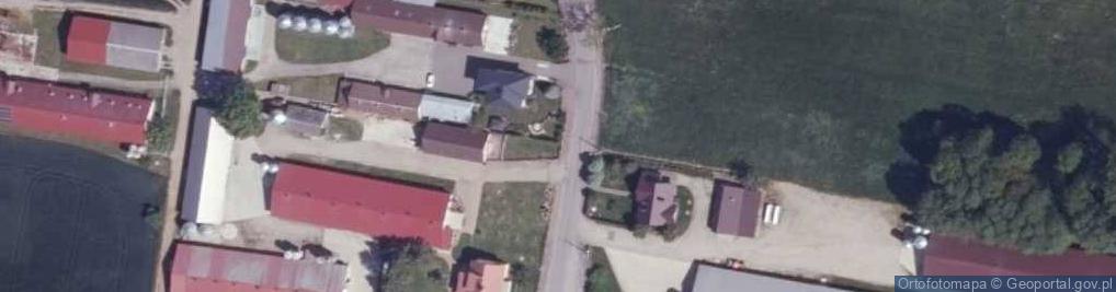 Zdjęcie satelitarne Nowe Stojło - droga przez wieś