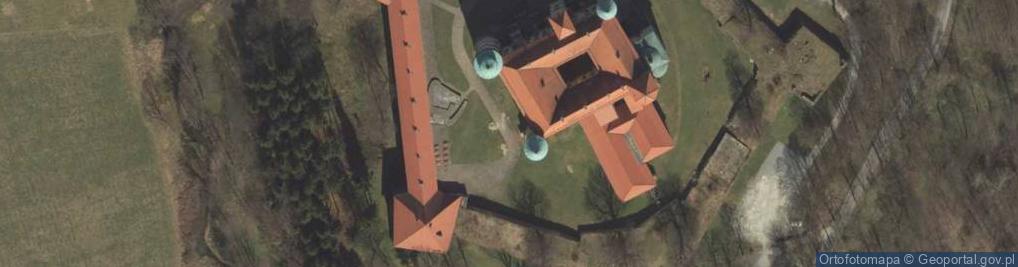 Zdjęcie satelitarne Nowy Wiśnicz castle