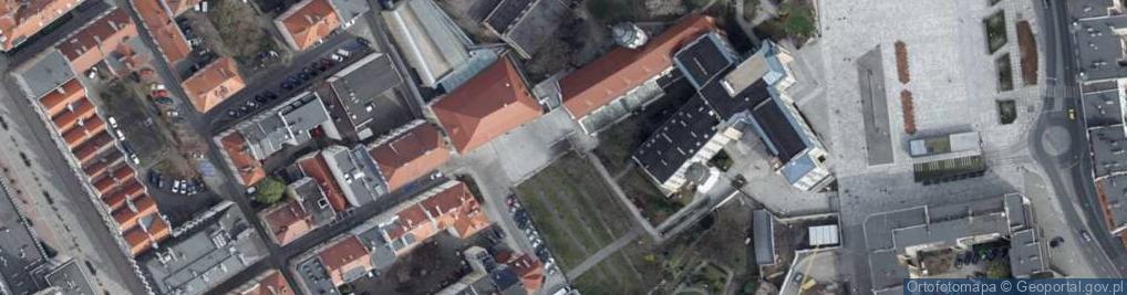 Zdjęcie satelitarne Opole (Oppeln) - ul. św. Wojciecha i Muzeum Śląska Opolskiego