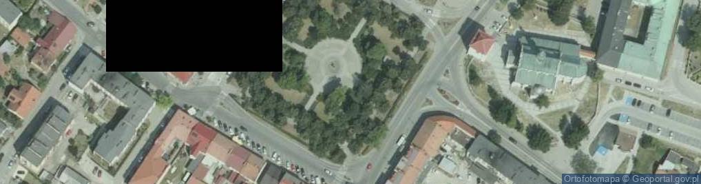 Zdjęcie satelitarne Pinczow pomnik za wolnosc Polski 13.08.08 p