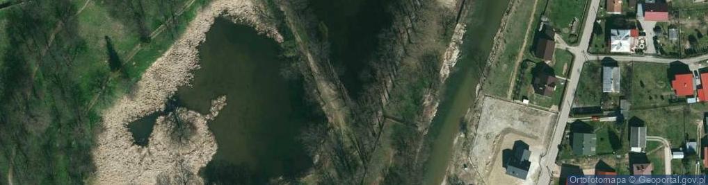 Zdjęcie satelitarne PL - Dukla - palace park - Kroton 003