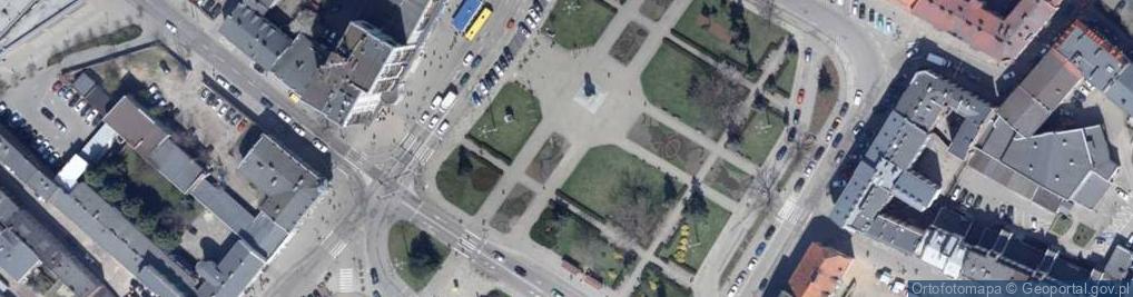 Zdjęcie satelitarne Plac wolnosci we wloclawku pomnik