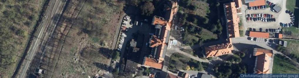 Zdjęcie satelitarne Plan sytuacyjny szpitala w Kłodzku