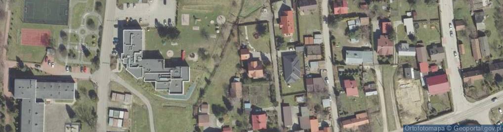 Zdjęcie satelitarne Pogorska Wola kosiol sw. Jozefa 23.04.09 p
