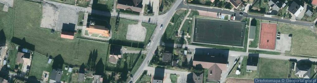 Zdjęcie satelitarne POL Hażlach Szkoła Podstawowa im. Trzech Braci