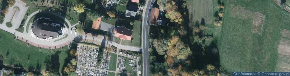Zdjęcie satelitarne POL Międzyrzecze Górne Nowy kościół i parafia św. Marcina