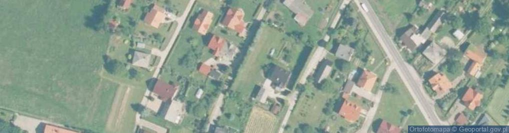 Zdjęcie satelitarne Poland Osiek church 1
