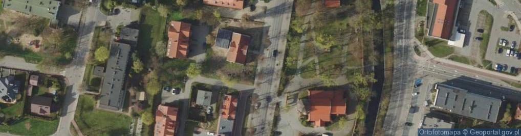 Zdjęcie satelitarne Pruszcz Kosciol sw Krzyza front