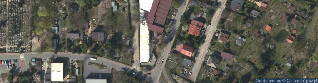 Zdjęcie satelitarne Pruszkow, pomnik ofiar hitlerowcow