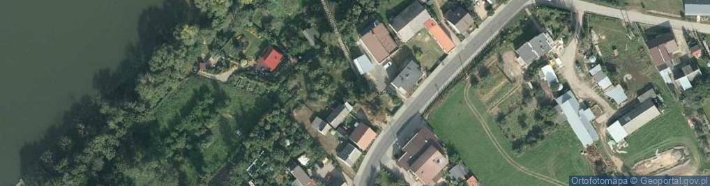 Zdjęcie satelitarne Raciaz church