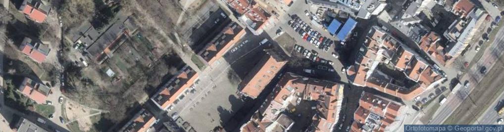 Zdjęcie satelitarne RatuszNaRynkuSiennym01