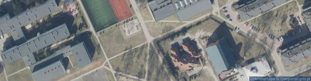Zdjęcie satelitarne Retkinia - widok na część osiedla w nocy
