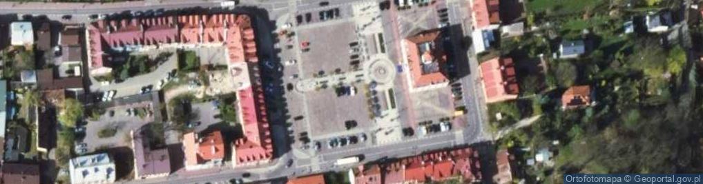 Zdjęcie satelitarne Serock, trhy na náměstí