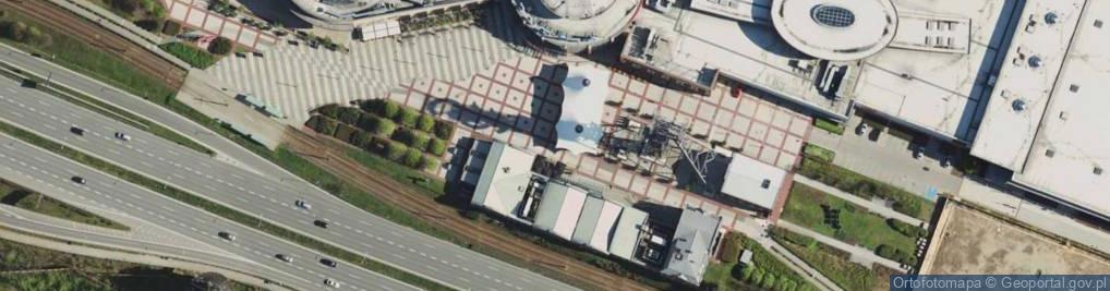 Zdjęcie satelitarne Silesia City Center tower night