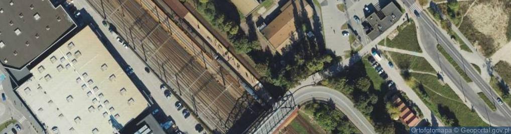 Zdjęcie satelitarne SKM Gdańsk Zaspa 2006 08 02 163250 ubt
