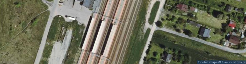 Zdjęcie satelitarne Stacja kolejowa Nasielsk widok na południe