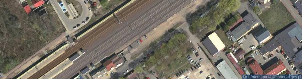 Zdjęcie satelitarne Stacja kolejowa Wołomin-rampa