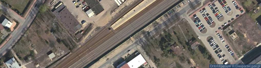 Zdjęcie satelitarne Stacja kolejowa Wołomin Słoneczna