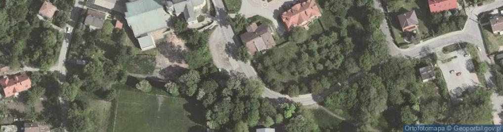Zdjęcie satelitarne Stary kościół parafiualny Kraków Bieżanów Stary
