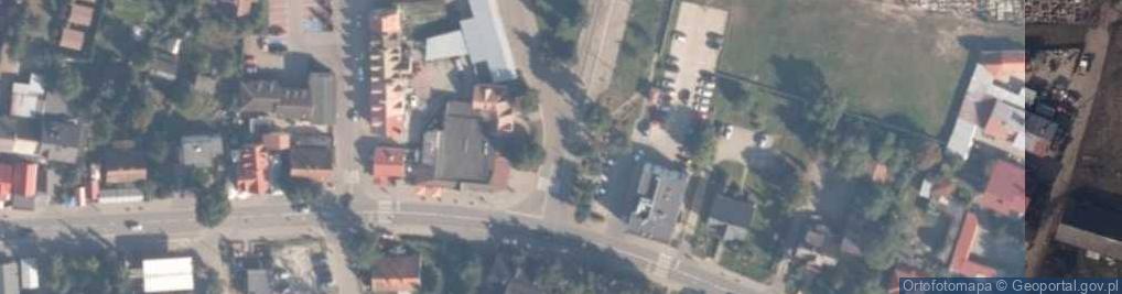 Zdjęcie satelitarne Stegna kosciol front
