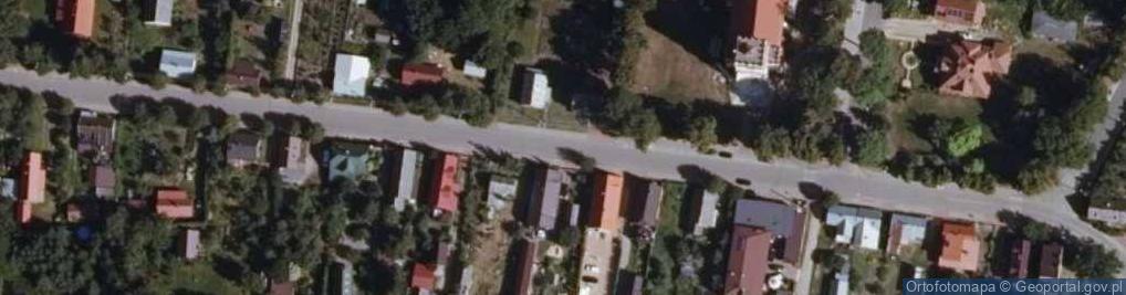 Zdjęcie satelitarne Street in Bialowieza, Poland, May 2007