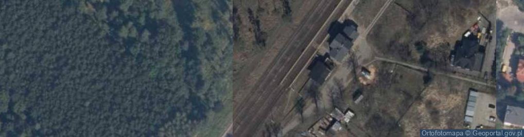 Zdjęcie satelitarne Swarożyn, nástupiště a signalizace