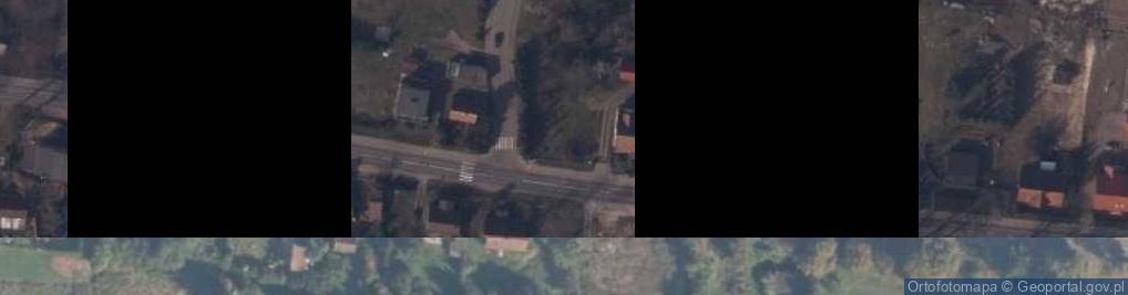 Zdjęcie satelitarne Sztutowo kosciol srodek