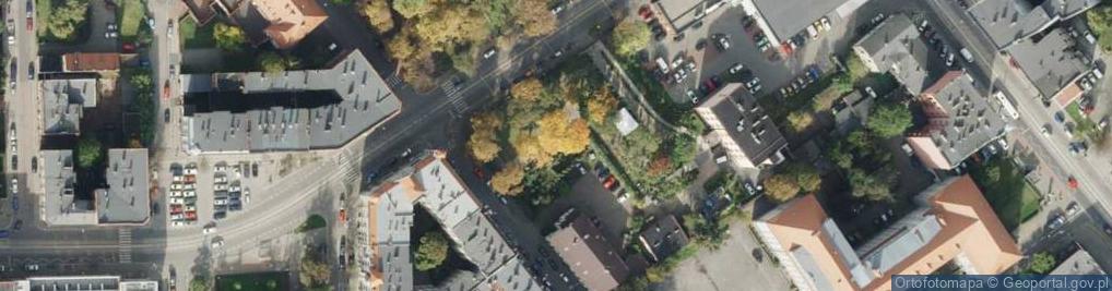 Zdjęcie satelitarne Tablica upamiętniająca Dużą Synagogę w Zabrzu 3