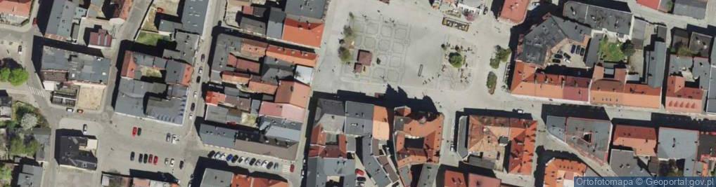 Zdjęcie satelitarne Tarnowskie Góry - Rynek - Pomnik