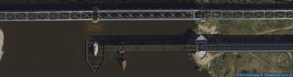 Zdjęcie satelitarne Tczew, silniční most, spoj příhradové konstrukce
