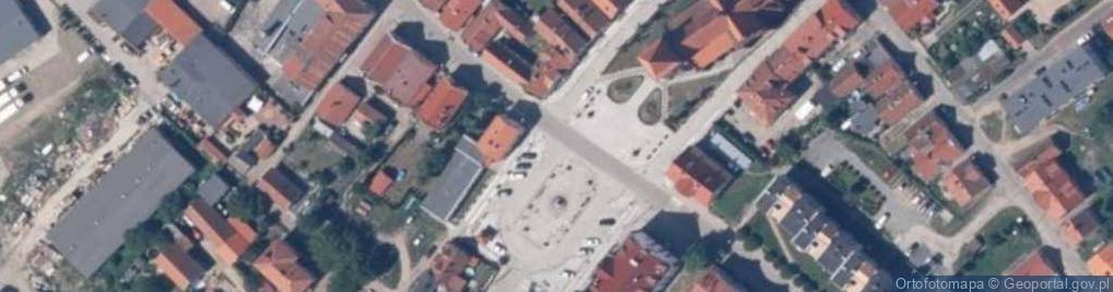 Zdjęcie satelitarne Tolkmicko uliczka przy kosciele