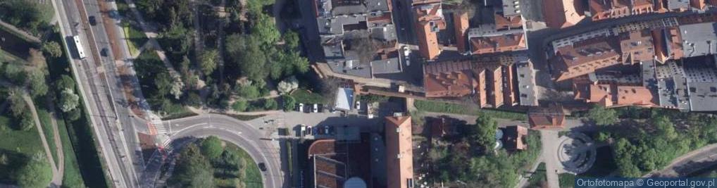 Zdjęcie satelitarne Torun brama Zeglarska mury