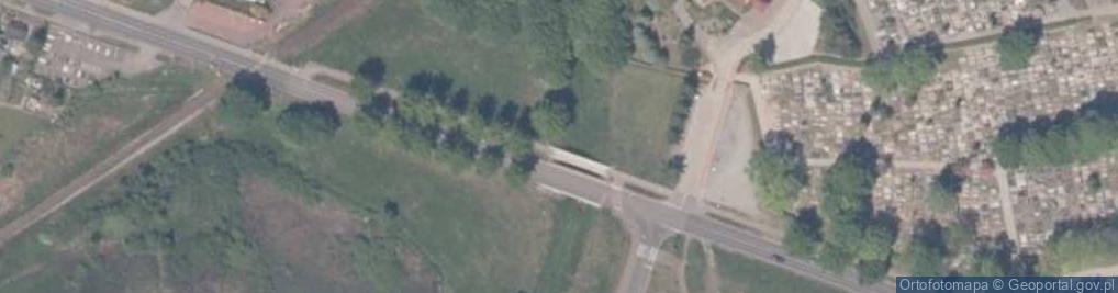 Zdjęcie satelitarne Trzebiatów - wąwóz linia kolejowa Popiele - Gryfice Wąskotorowe