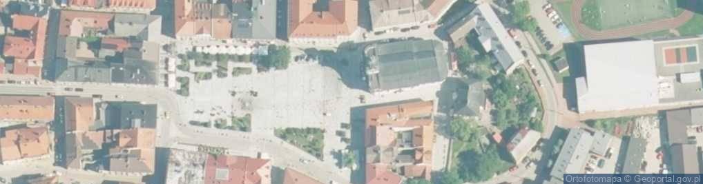 Zdjęcie satelitarne Wadowice, pomnik Jana Pawła II