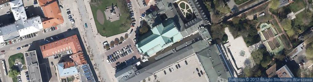 Zdjęcie satelitarne Warszawa Kościół Wniebowzięcia Najświętszej Maryi Panny i św. Józefa Oblubieńca P3288976 (Nemo5576)