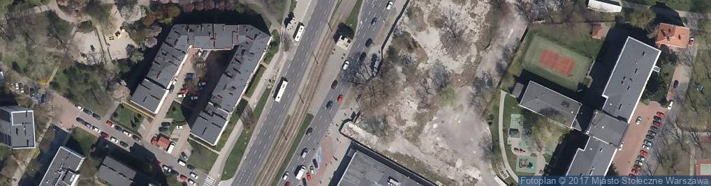 Zdjęcie satelitarne Warszawa tablica przy Halach Banacha