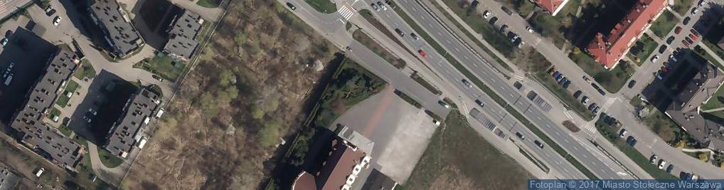 Zdjęcie satelitarne Warszawa-Ursus, kosciol sw. Rodziny 2