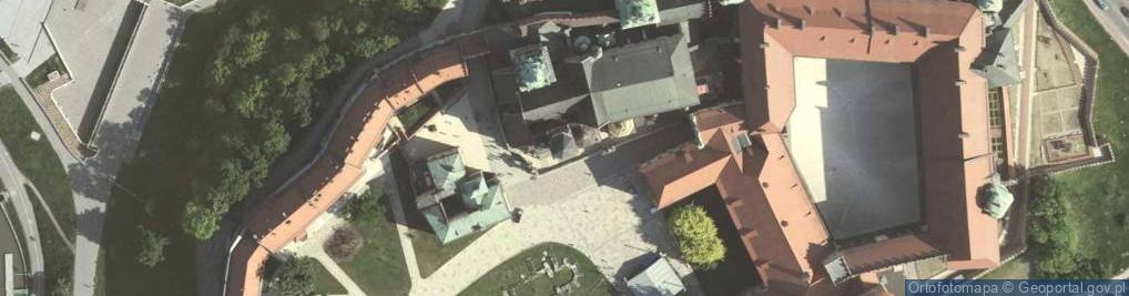 Zdjęcie satelitarne Wawel witraz 2