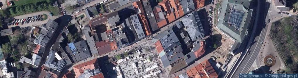 Zdjęcie satelitarne Widok z sukiennic na plyte glowna rynku