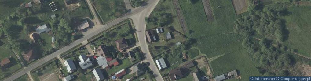 Zdjęcie satelitarne Wielkie Oczy cerkiew 1