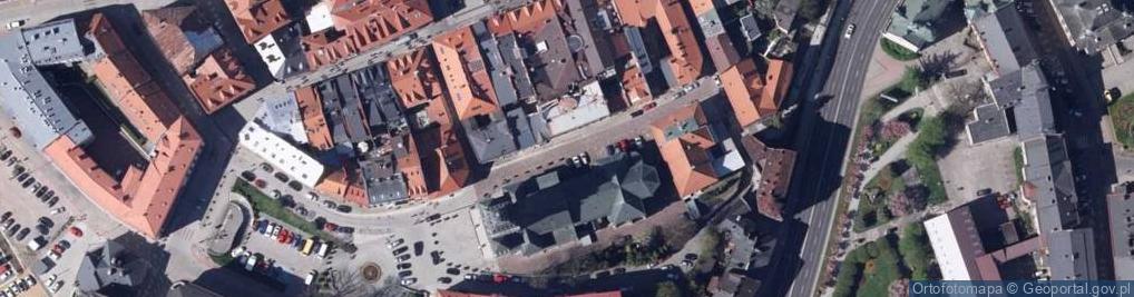Zdjęcie satelitarne Witraz JPII w katedrze w B-B