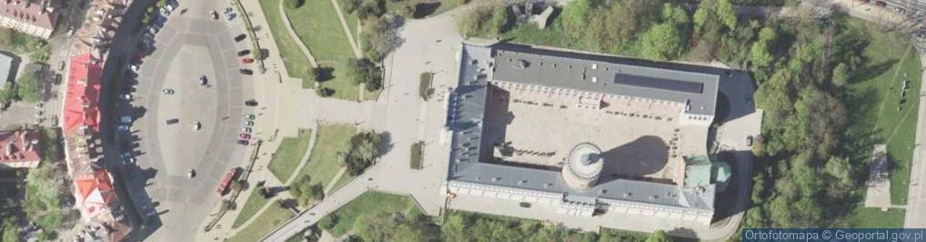Zdjęcie satelitarne Zamek w Lublinie - front noc 19.07.2010 800px