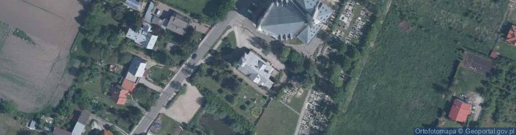 Zdjęcie satelitarne Zerniki Wroc Kosciol
